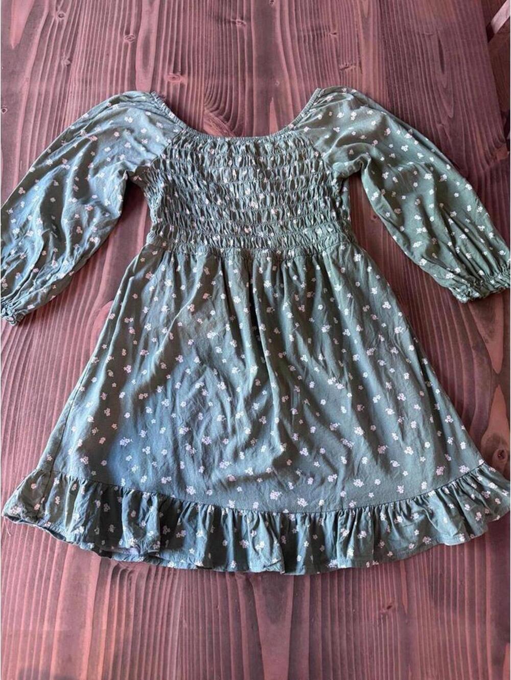 Chenauli Girl size 10 green dress